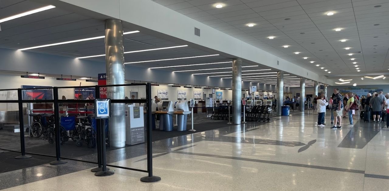 Delta Airlines James Cox Dayton Intl Airport – ADY Terminal