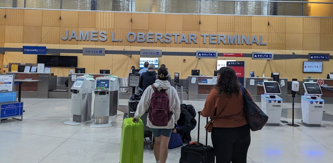 Delta Airlines Duluth International Airport – DLH Terminal