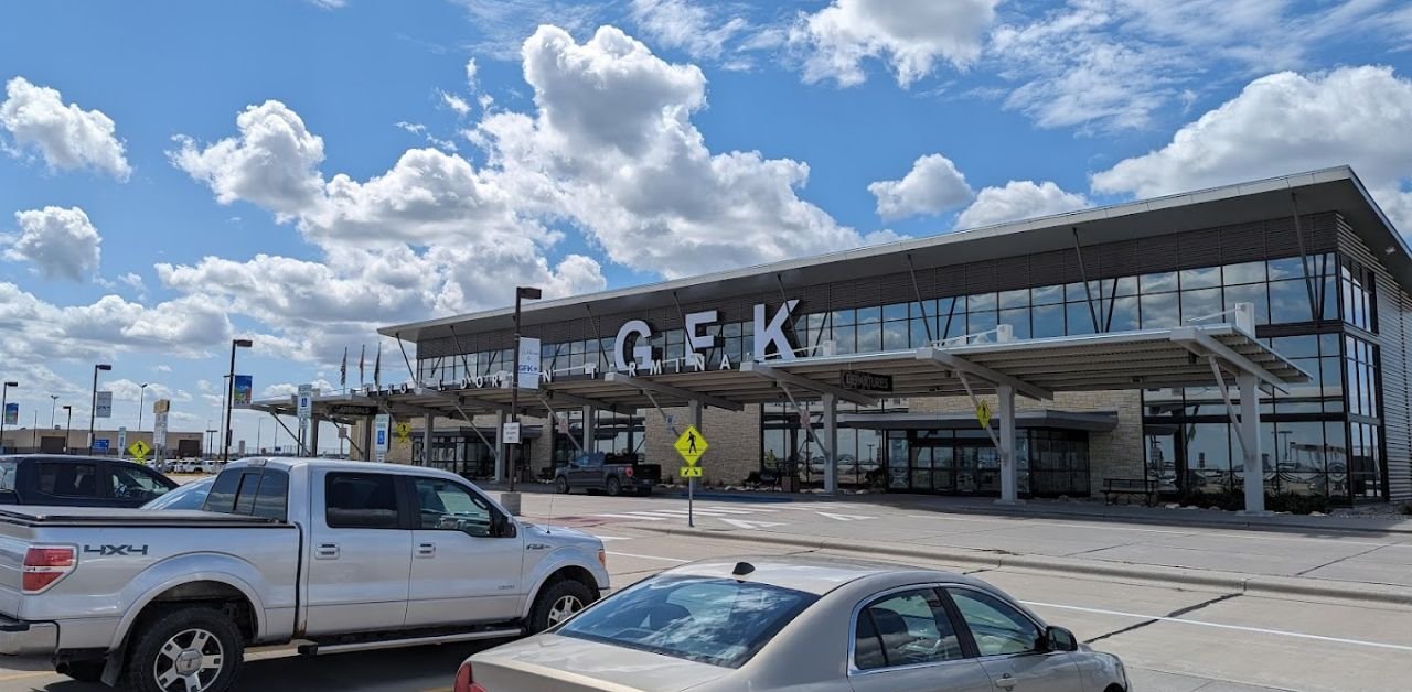 Frontier Airlines Grand Forks International Airport – GFK Terminal