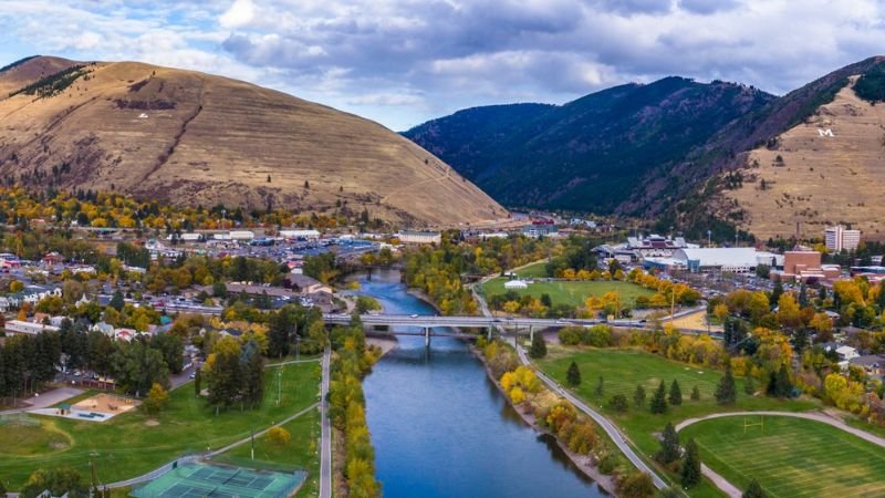 Frontier Airlines Missoula Montana Airport – MSO Terminal