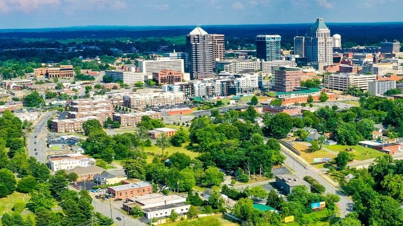 Breeze Airways Raleigh-Durham International Airport – RDU Terminal