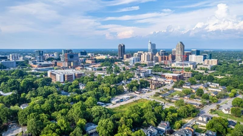 Frontier Airlines Raleigh Durham International Airport – RDU Terminal