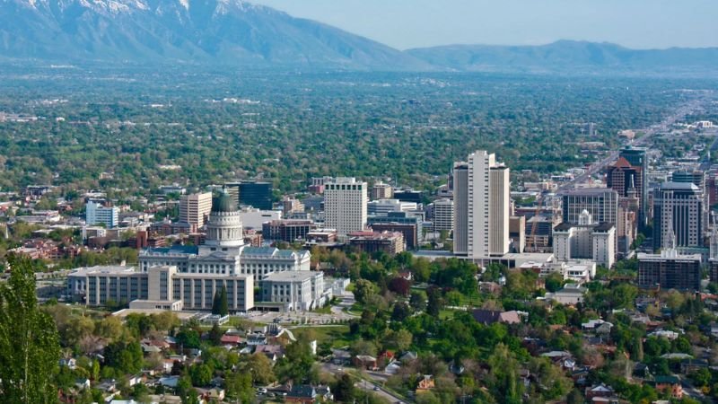 Frontier Airlines Salt Lake City International Airport – SLC Terminal