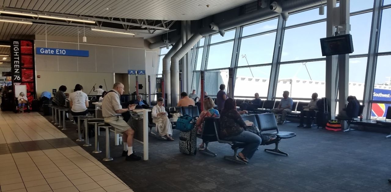 Virgin Atlantic Nashville International Airport – STL Terminal