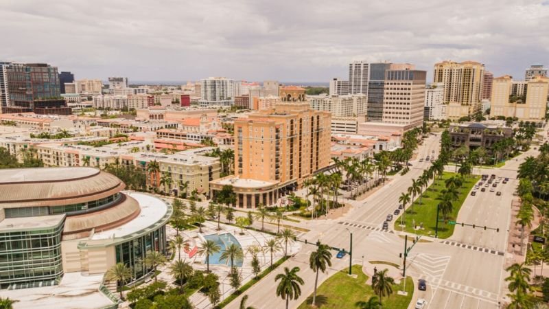 Frontier Airlines Palm Beach International Airport – PBI Terminal