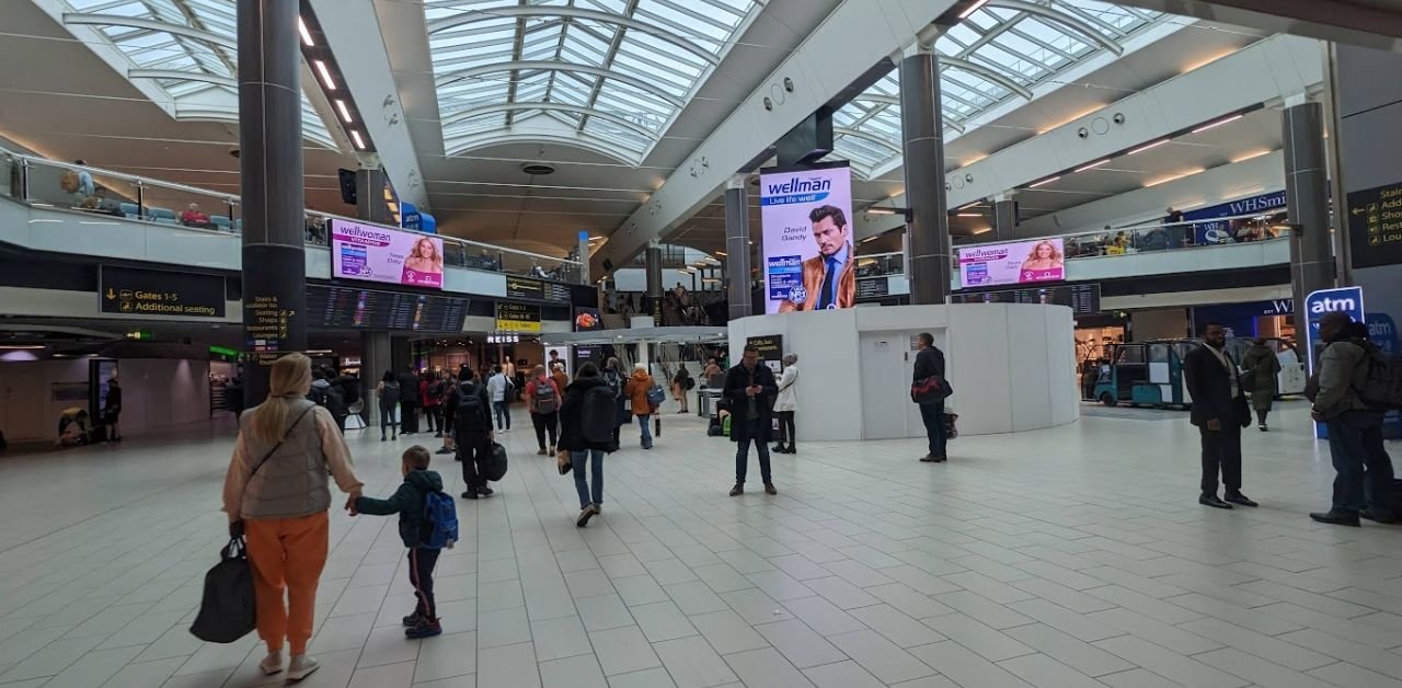 Delta Airlines LGW Terminal