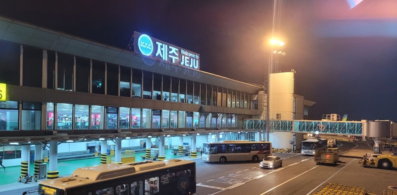 Starlux Airlines Jeju International Airport – CJU Terminal