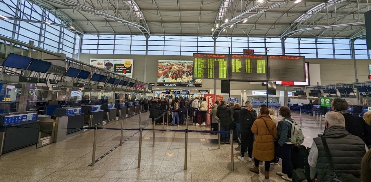 Turpial Airlines Václav Havel Airport – PRG Terminal