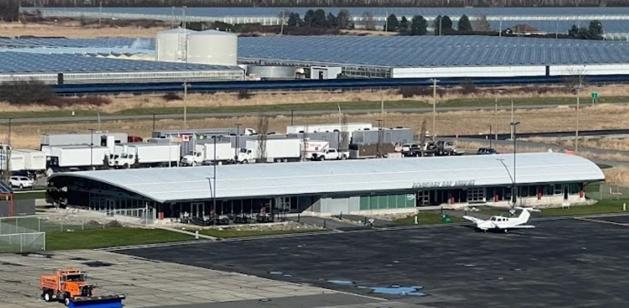 United Airlines Boundary Bay Airport- CZBB Terminal