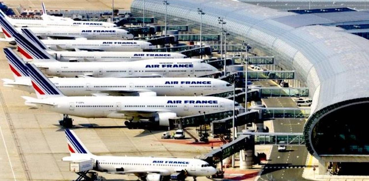 9 Airlines Paris Office In France